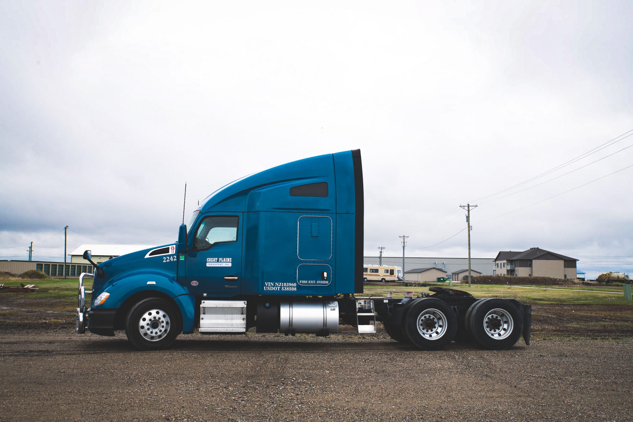 Great plains transport blue truck, no trailer
